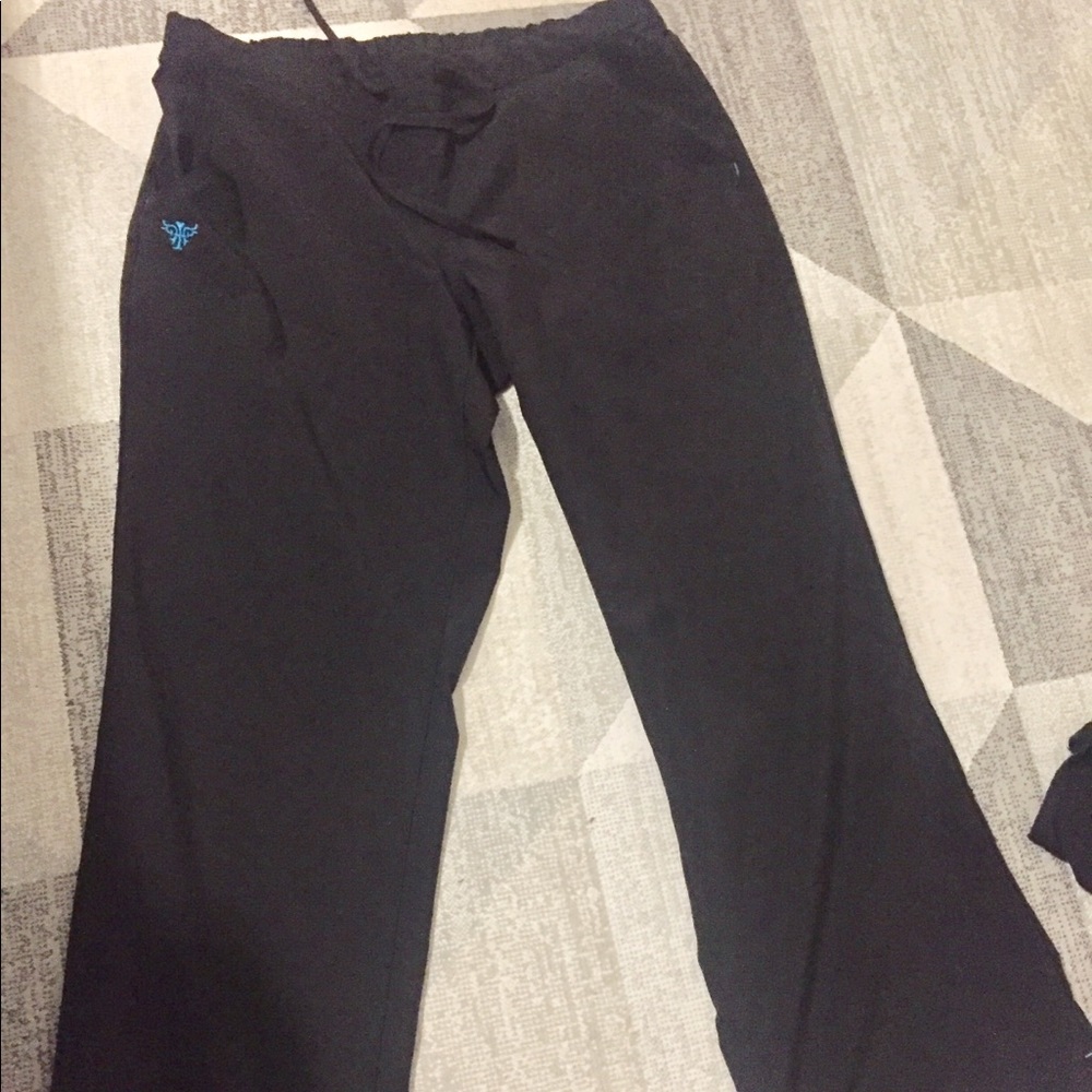 Black scrub pants